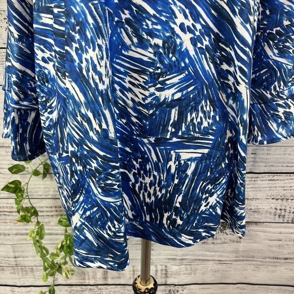 Robert Louis Tunic Top Plus size 1X Blue White Stretch Tropical Modest Casual - Picture 7 of 16